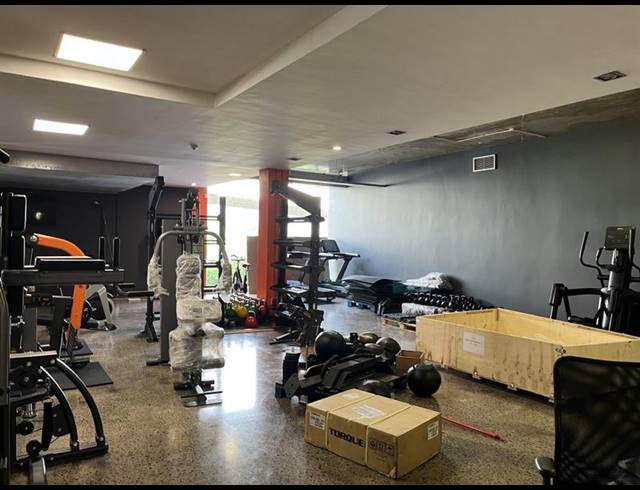 BUSINESS PROPERTY TO RENT IN NORTHGATE ISLAND